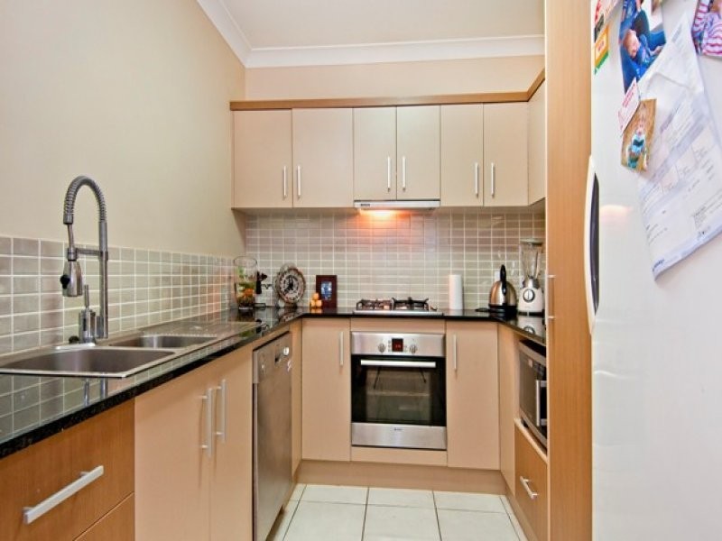616/13 Mann Street, Westcourt QLD 4870