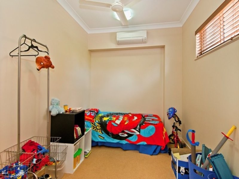 616/13 Mann Street, Westcourt QLD 4870