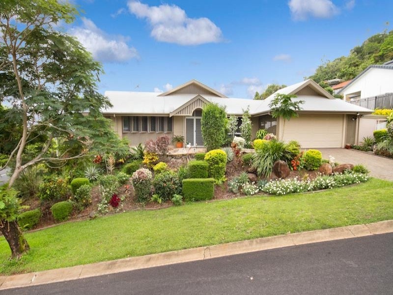 1 Rosemont Court, Mooroobool QLD 4870