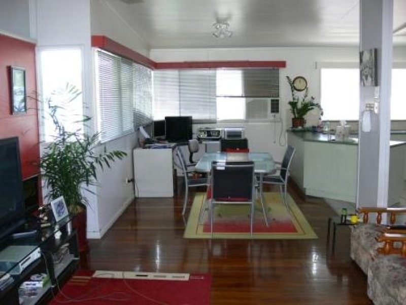 36 Donaldson Street, Manunda QLD 4870