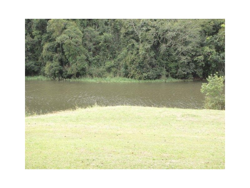 21 Park Avenue, Yungaburra QLD 4884