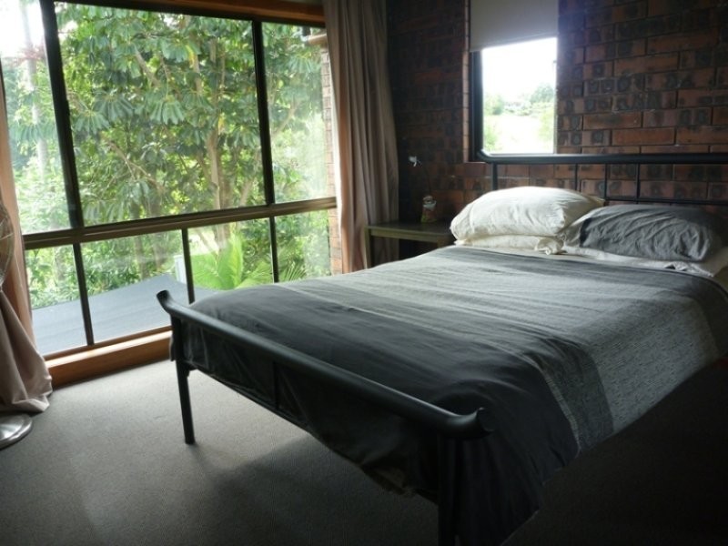 21 Park Avenue, Yungaburra QLD 4884