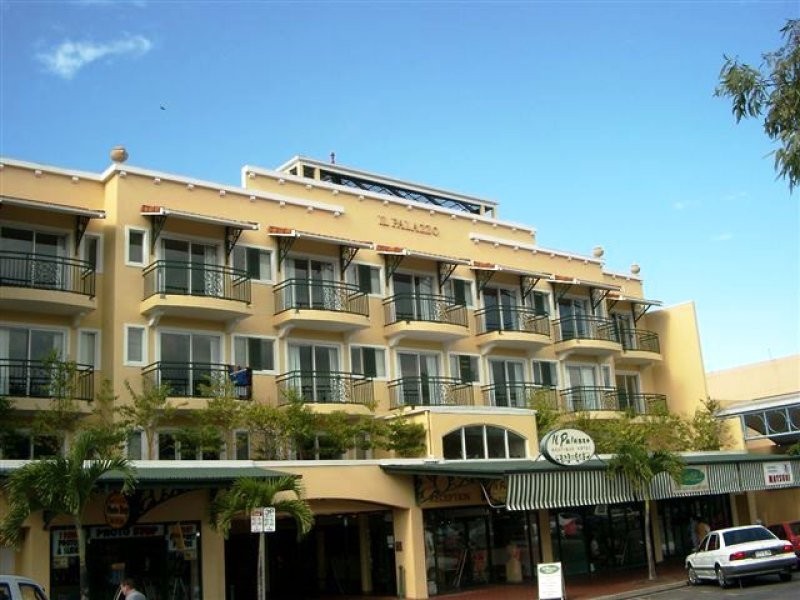 24/62 Abbott Street, Cairns QLD 4870