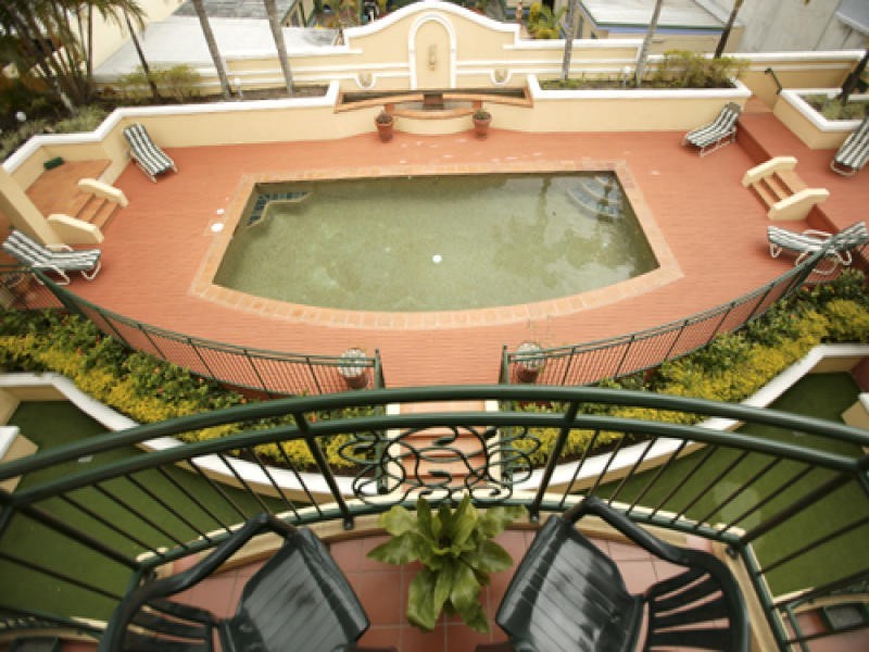 24/62 Abbott Street, Cairns QLD 4870