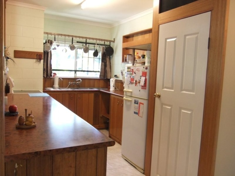 57 Fallon Street, Manunda QLD 4870