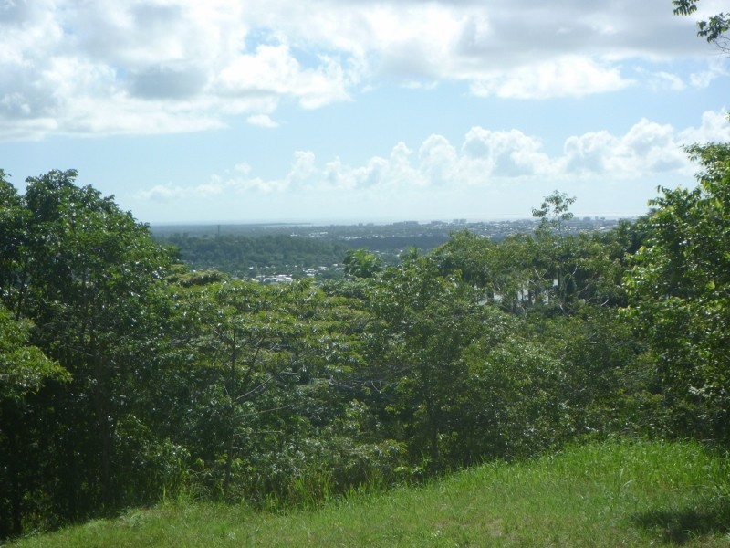 38 Osprey Close, Bayview Heights QLD 4868