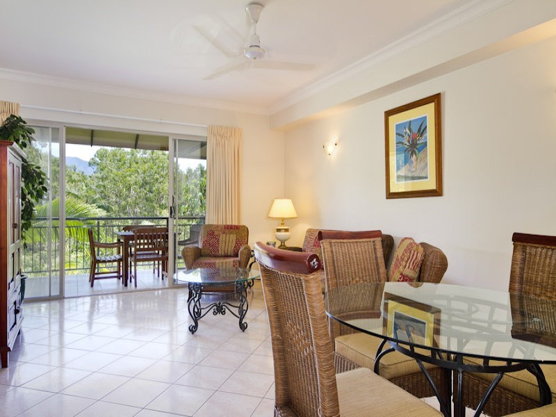 1416/2 Greenslopes Street, Cairns North QLD 4870