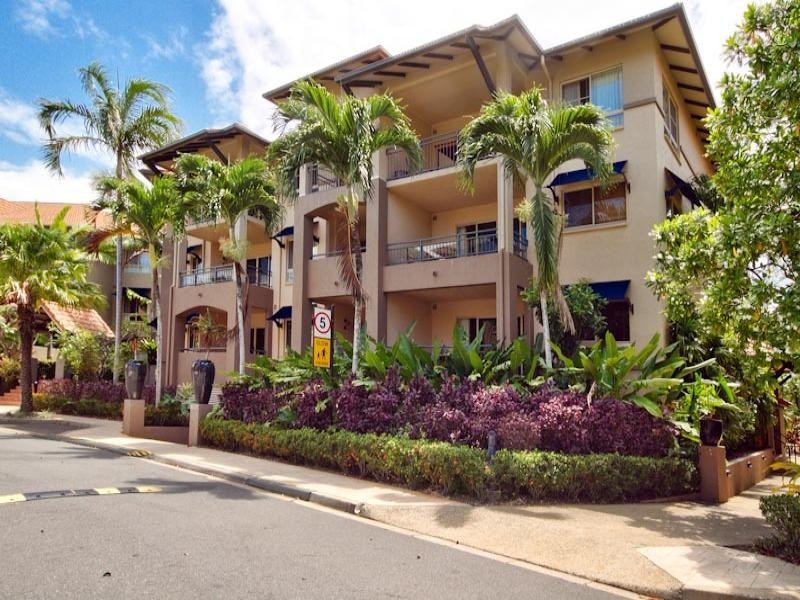 1416/2 Greenslopes Street, Cairns North QLD 4870