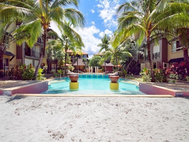 1416/2 Greenslopes Street, Cairns North QLD 4870