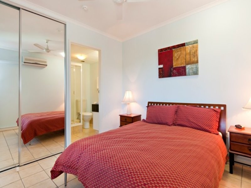 19/249 Esplanade, Cairns North QLD 4870