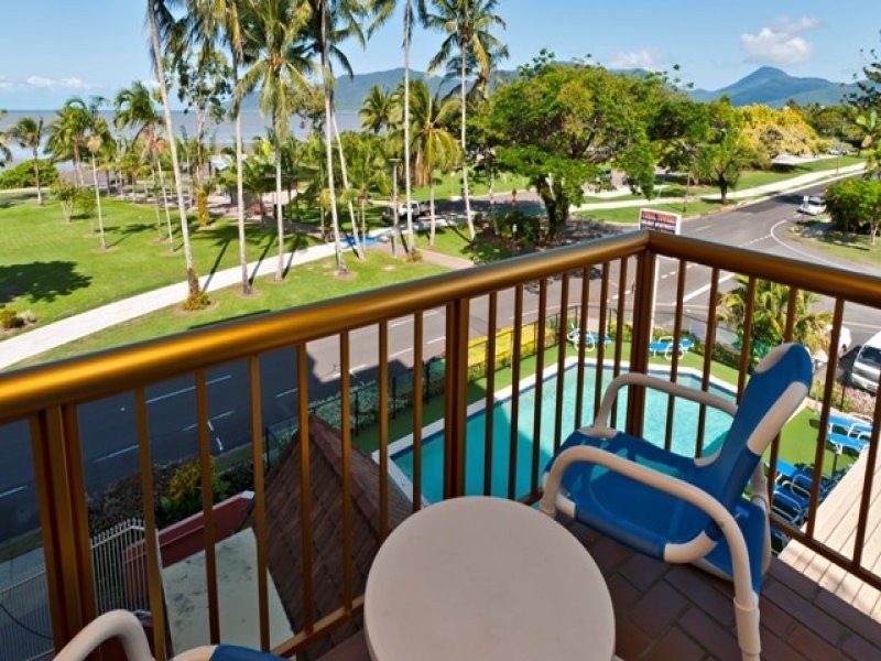 19/249 Esplanade, Cairns North QLD 4870