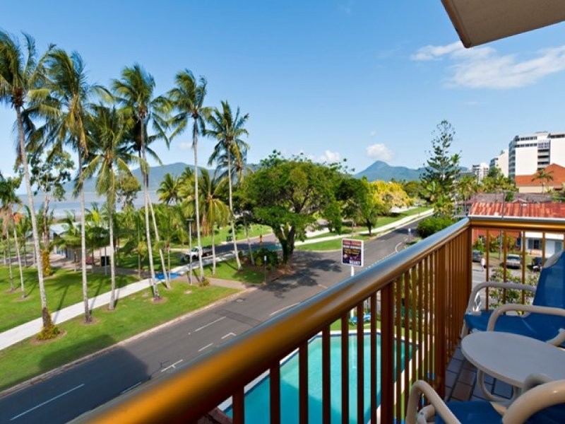 19/249 Esplanade, Cairns North QLD 4870