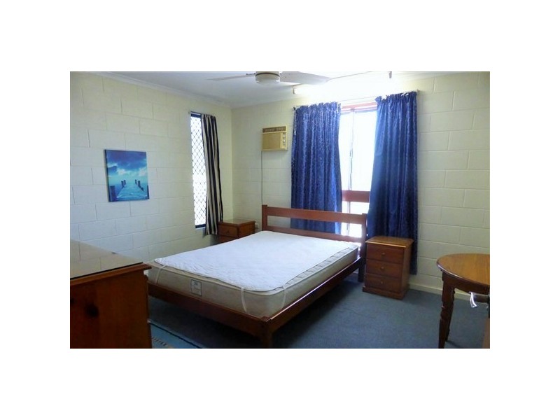Westcourt QLD 4870
