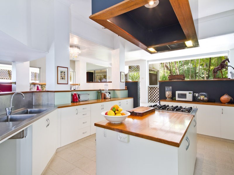 2346 Pine Creek Road, East Trinity QLD 4871