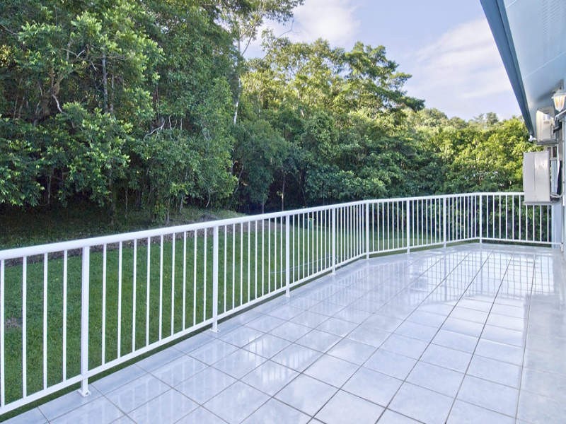 26-28 Woodridge Close, Redlynch QLD 4870