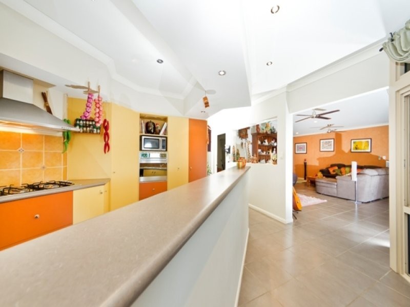 18 Rosella Close, Mount Sheridan QLD 4868