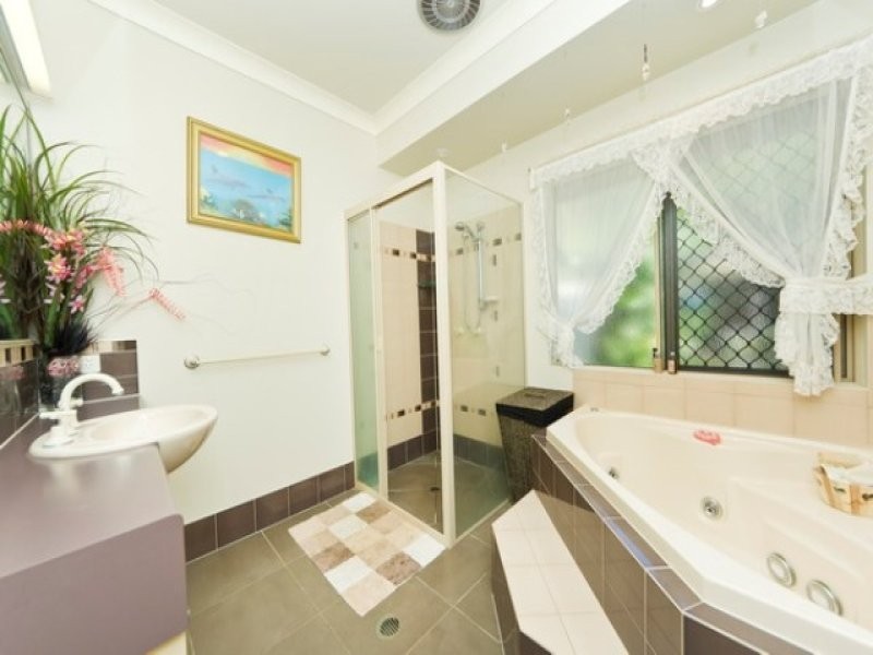 18 Rosella Close, Mount Sheridan QLD 4868