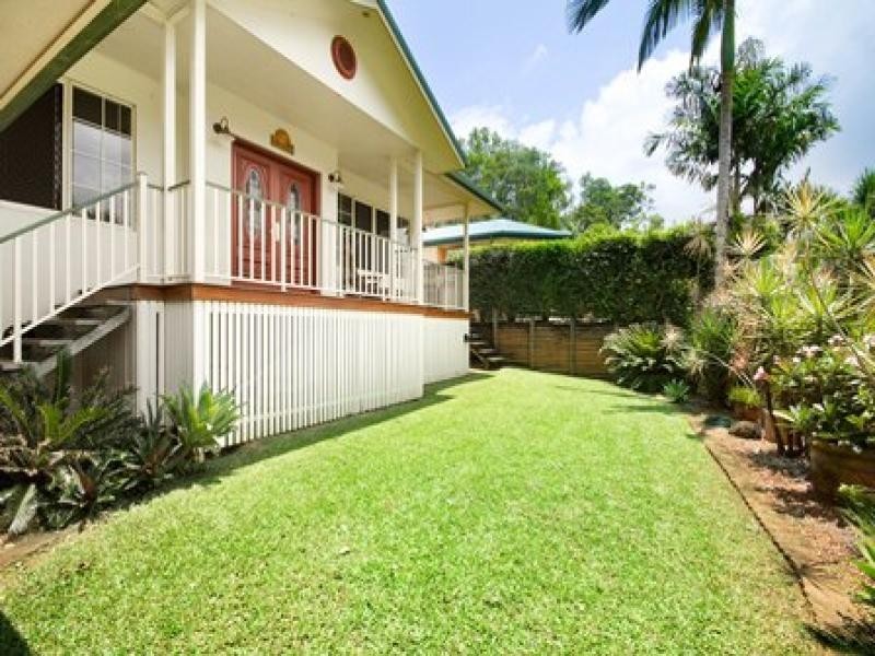 22 Goodsell Drive, Bentley Park QLD 4869