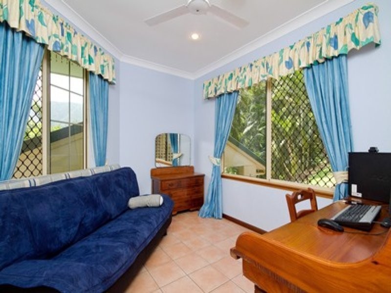22 Goodsell Drive, Bentley Park QLD 4869