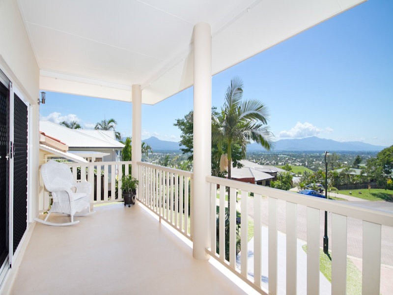 25 Jumna Close, Bentley Park QLD 4869