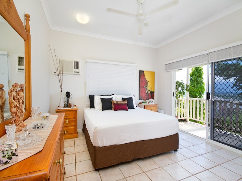 25 Jumna Close, Bentley Park QLD 4869