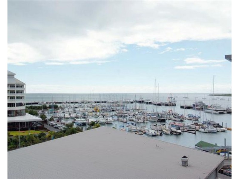 33/1 Marlin Parade, Cairns City QLD 4870