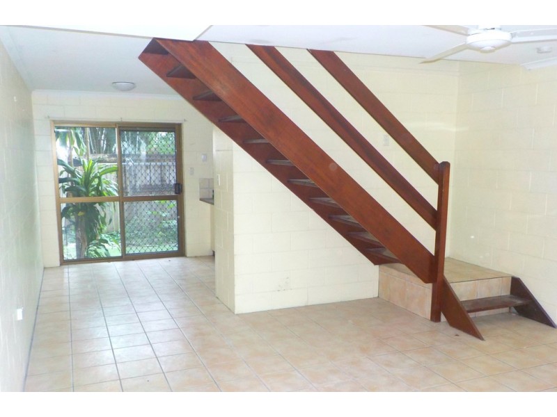 7/7 Rigg Street, Woree QLD 4868