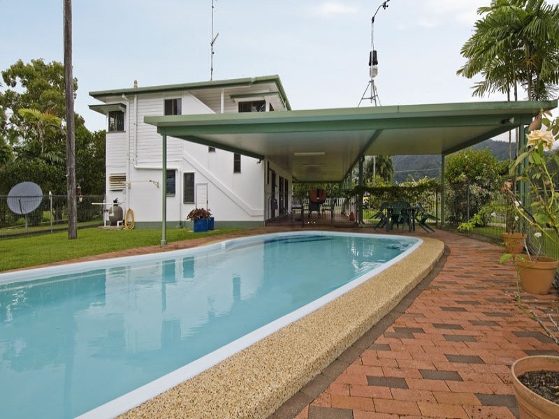 4-8 Greenacres Close, White Rock QLD 4868