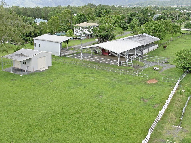 4-8 Greenacres Close, White Rock QLD 4868