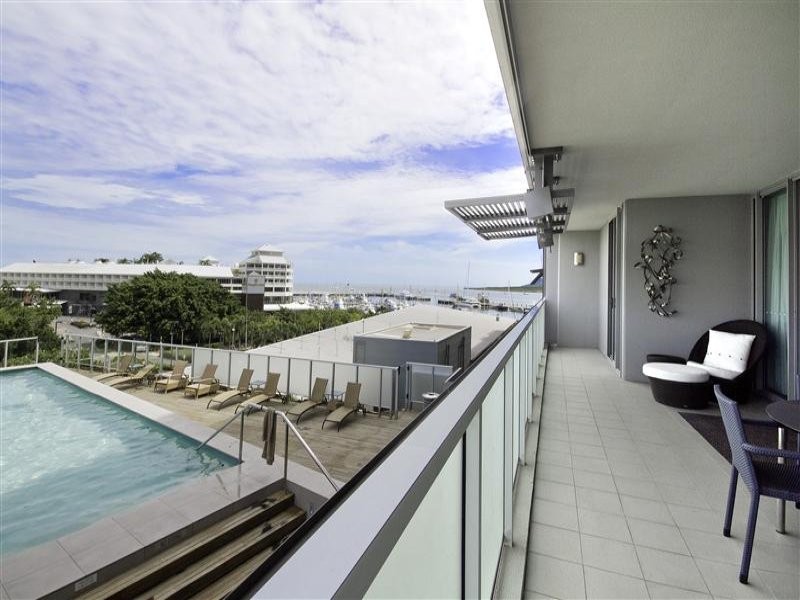 17/1 Marlin Parade, Cairns City QLD 4870