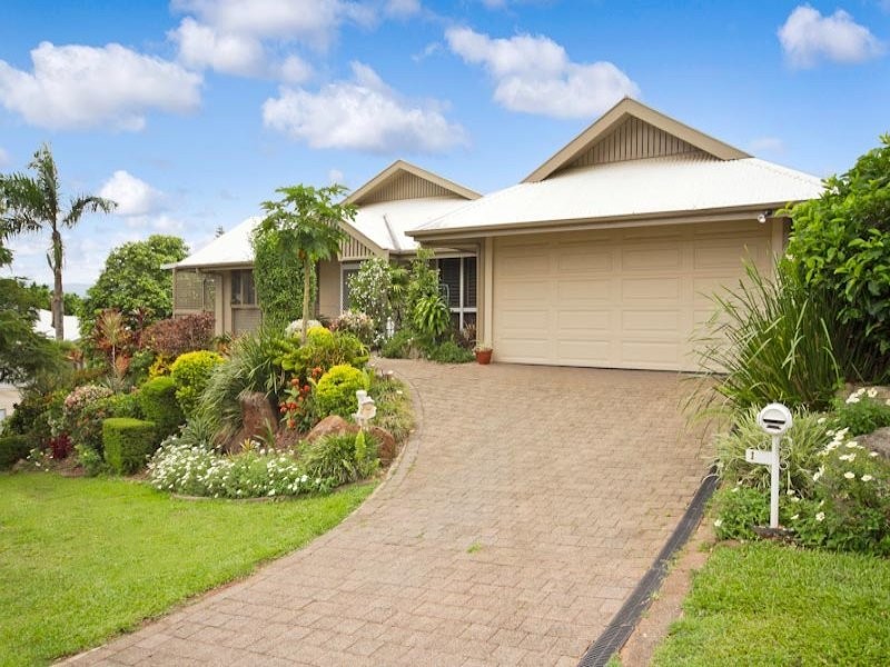 1 Rosemont Court, Mooroobool QLD 4870