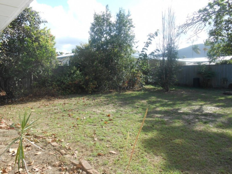 Manunda QLD 4870