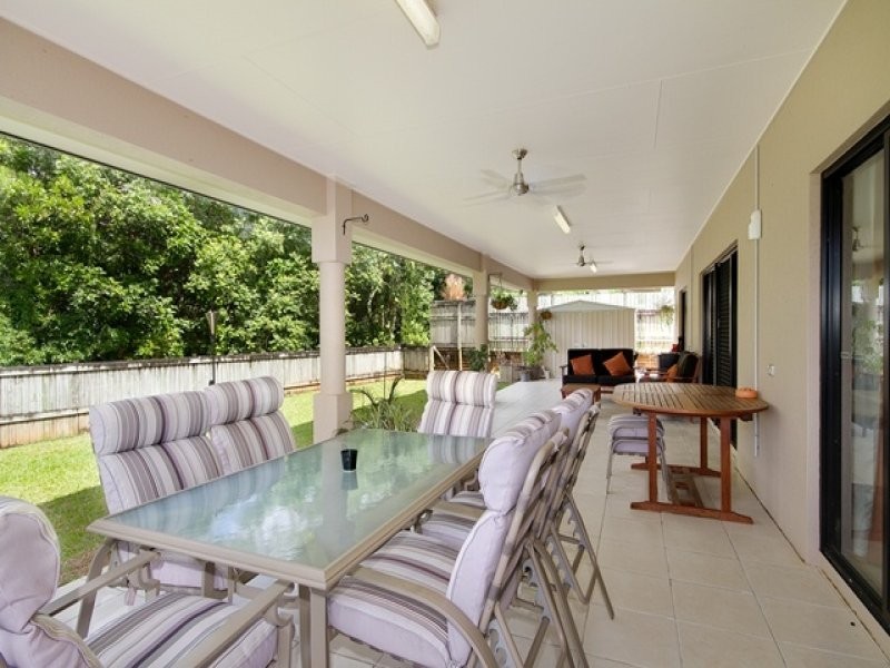 33 Goodsell Dr, Bentley Park QLD 4869