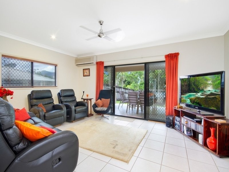 33 Goodsell Dr, Bentley Park QLD 4869