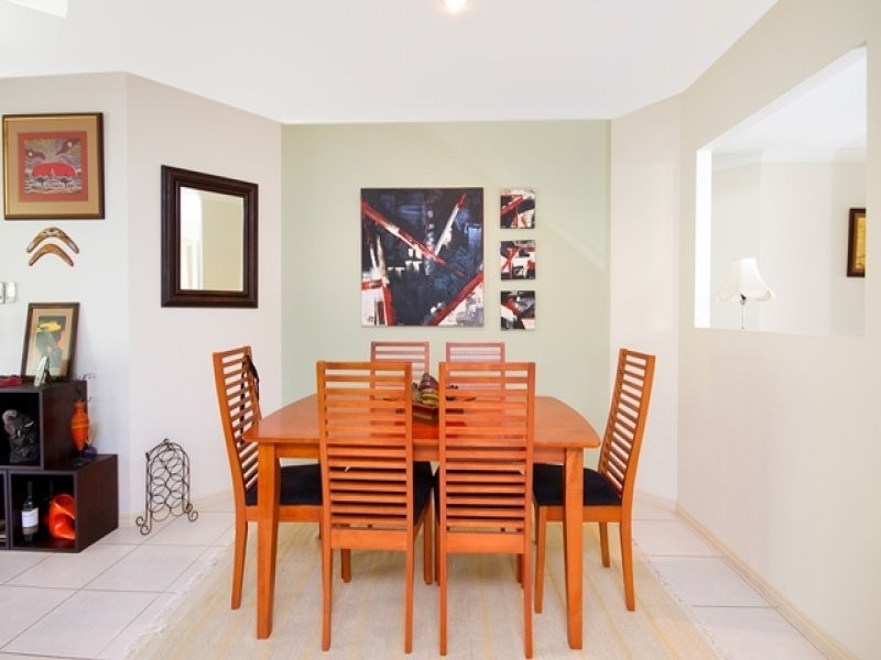 33 Goodsell Dr, Bentley Park QLD 4869