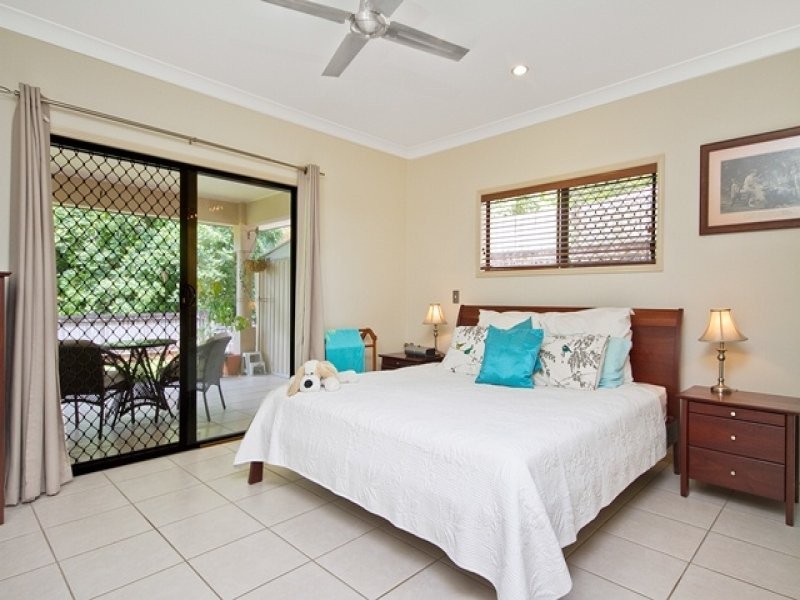 33 Goodsell Dr, Bentley Park QLD 4869