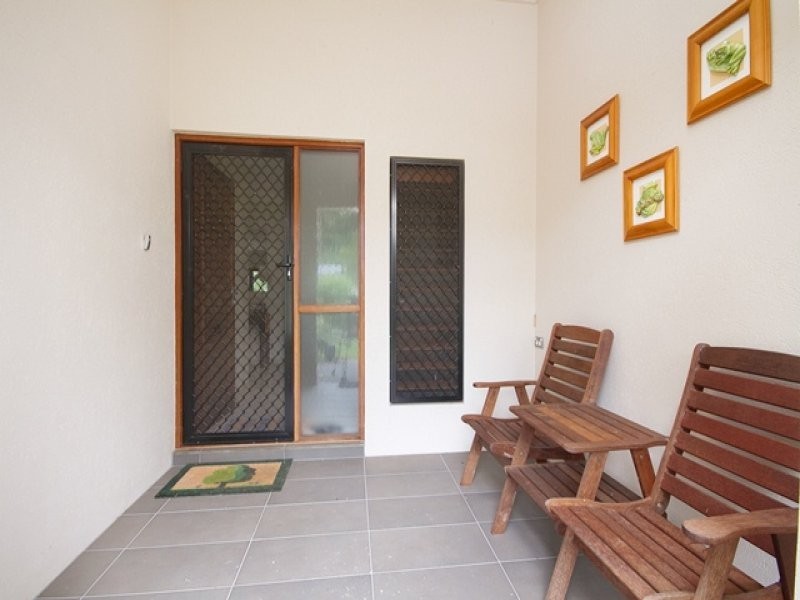 33 Goodsell Dr, Bentley Park QLD 4869