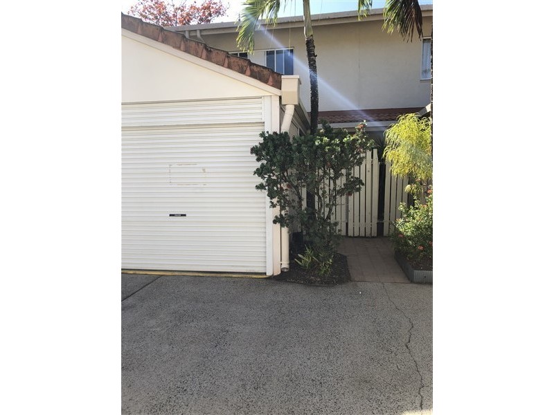 Manoora QLD 4870