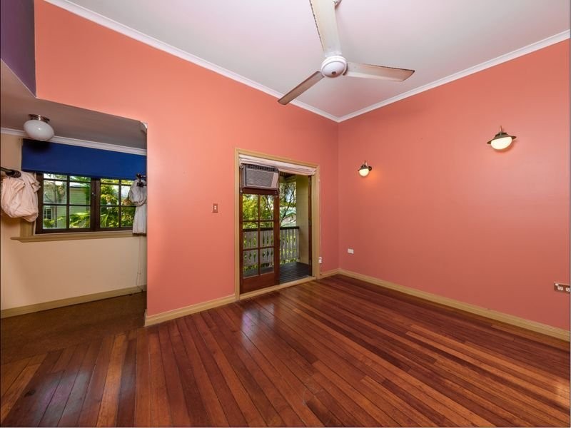 18/404 McCoombe Street, Mooroobool QLD 4870