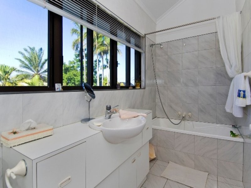 35 Janett Street, Yorkeys Knob QLD 4878