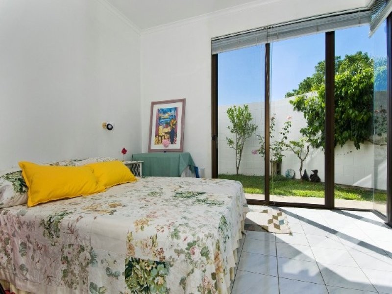 35 Janett Street, Yorkeys Knob QLD 4878