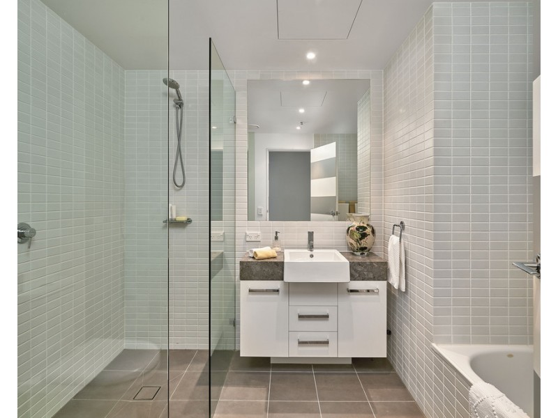 62/1 Marlin Parade, Cairns City QLD 4870