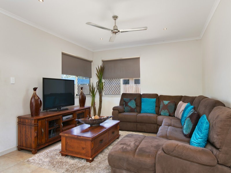 9 Mallory Close, Edmonton QLD 4869