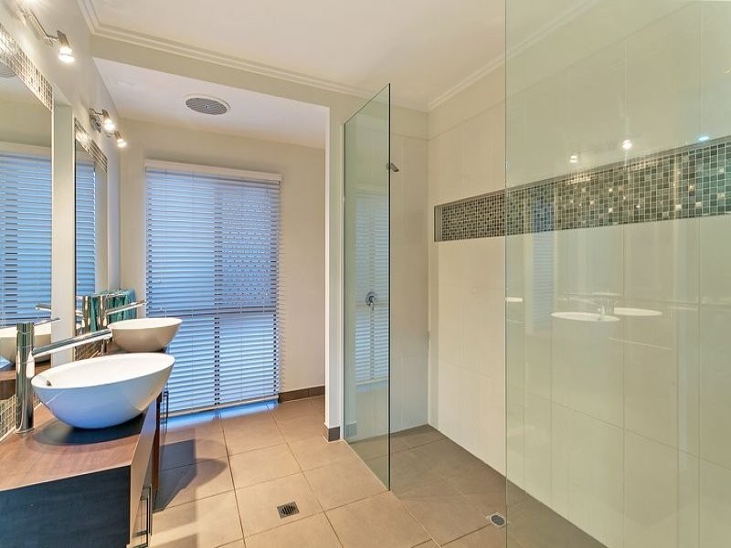 119 Roberts Drive, Trinity Beach QLD 4879