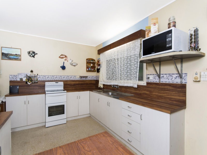 157 Toogood Road, Bayview Heights QLD 4868