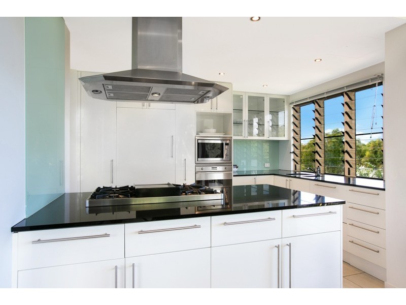 19/6 Cedar Road, Palm Cove QLD 4879