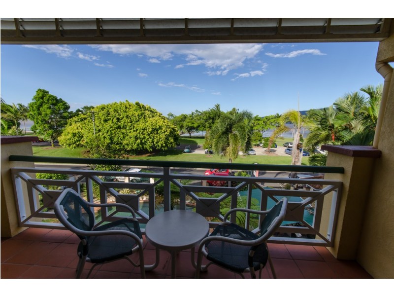 23/233 Esplanade, Cairns North QLD 4870