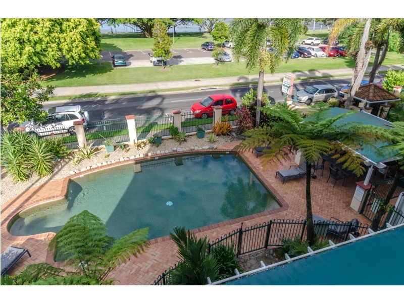 23/233 Esplanade, Cairns North QLD 4870