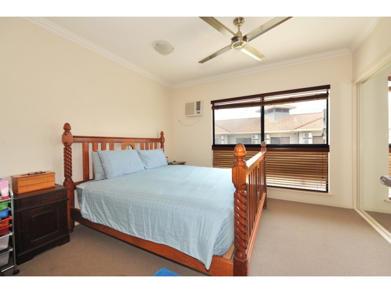 327/644-654 Bruce Highway, Woree QLD 4868