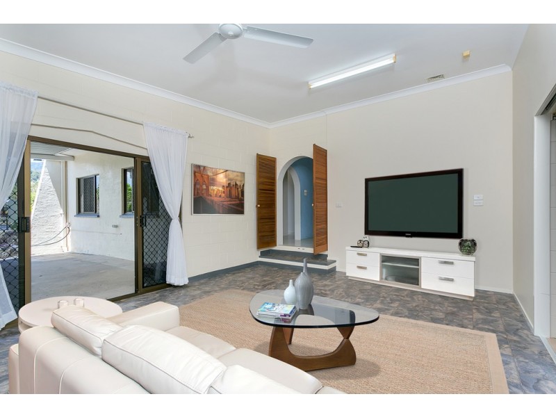 4 Mango Drive, Earlville QLD 4870